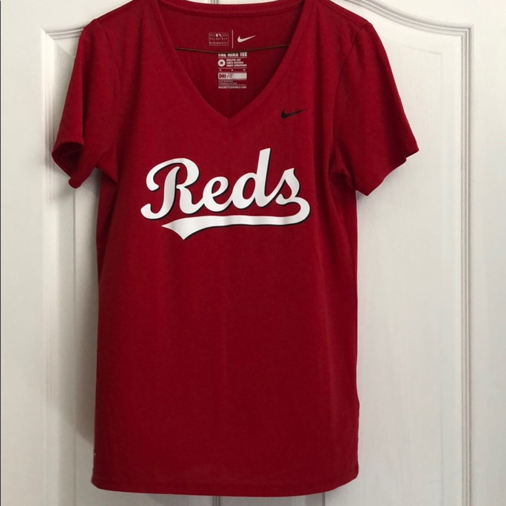 Cincinnati reda tshirt size med Nike
